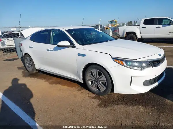 KNAGU4LE8H5017318 2017 KIA OPTIMA - Image 1