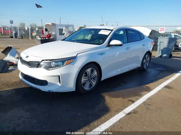 KNAGU4LE8H5017318 2017 KIA OPTIMA - Image 2