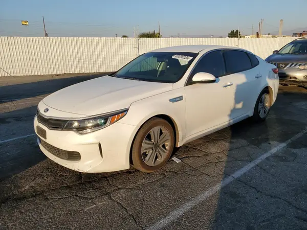 KNAGU4LE8J5024372 2018 KIA OPTIMA - Image 1