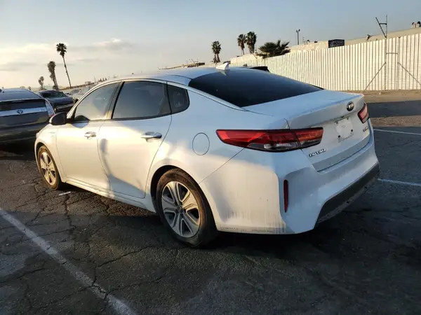 KNAGU4LE8J5024372 2018 KIA OPTIMA - Image 2