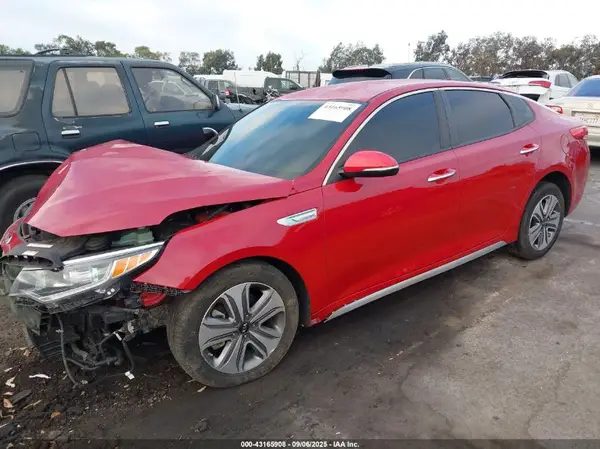 KNAGU4LEXH5011598 2017 KIA OPTIMA - Image 2