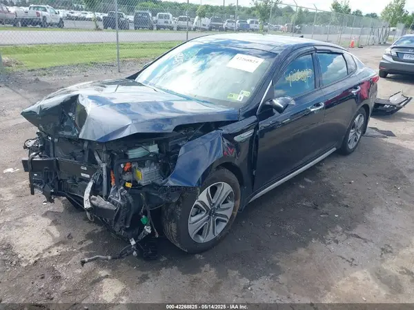 KNAGU4LEXH5012783 2017 KIA OPTIMA - Image 2