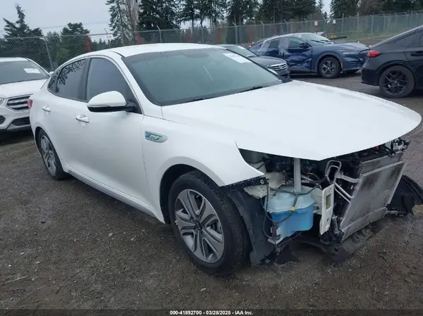 KNAGU4LEXH5016025 2017 KIA OPTIMA - Image 1