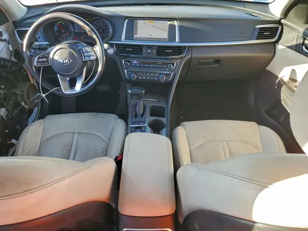 KNAGU4LEXL5044786 2020 KIA OPTIMA - Image 8