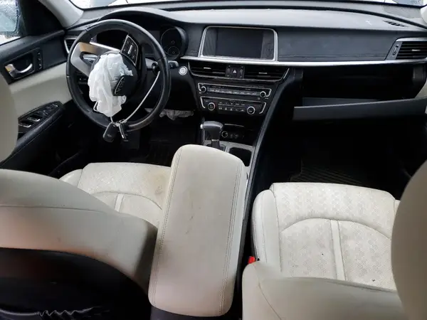 KNAGV4LD0L5036071 2020 KIA OPTIMA - Image 8