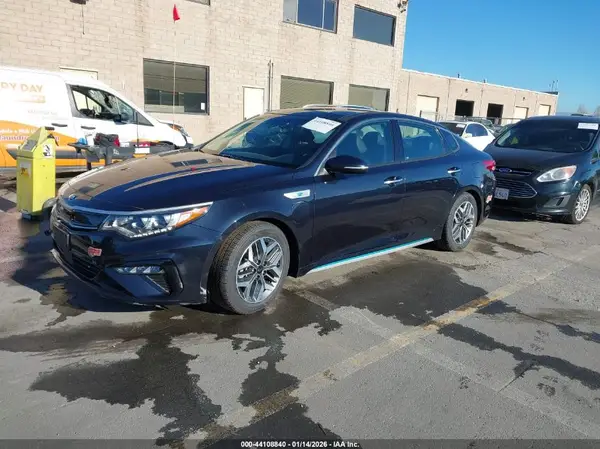 KNAGV4LD0L5037009 2020 KIA OPTIMA - Image 2