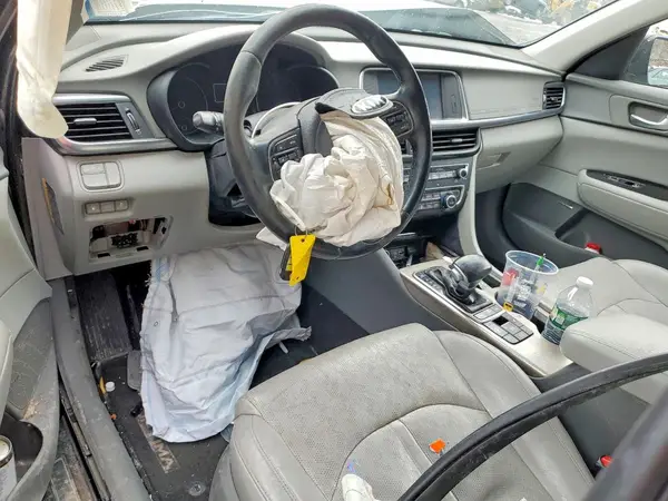 KNAGV4LD1H5011459 2017 KIA OPTIMA - Image 8