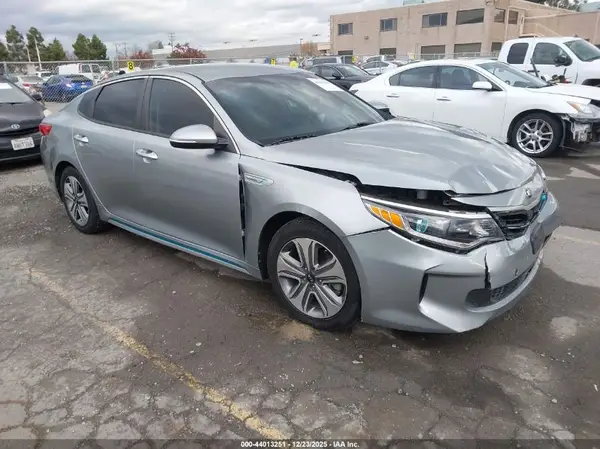 KNAGV4LD1J5025089 2018 KIA OPTIMA - Image 1