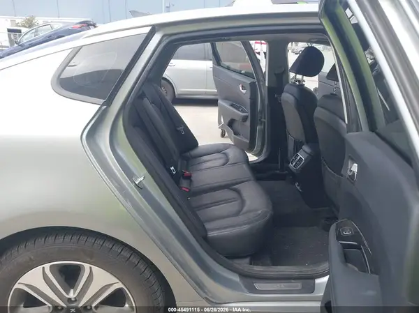 KNAGV4LD2K5031971 2019 KIA OPTIMA - Image 8