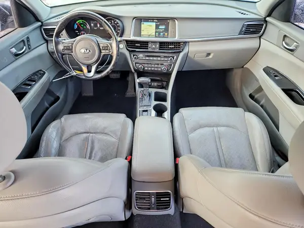KNAGV4LD4H5009818 2017 KIA OPTIMA - Image 8