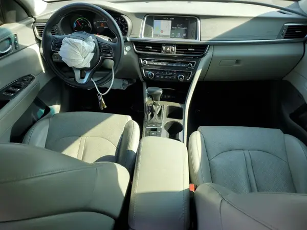 KNAGV4LD4H5010631 2017 KIA OPTIMA - Image 8