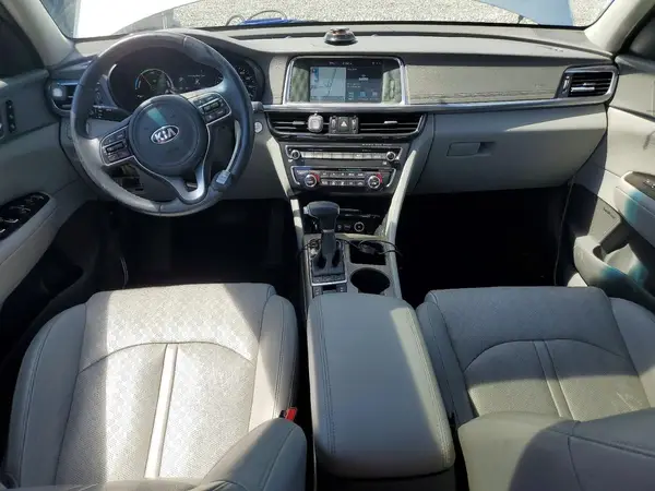 KNAGV4LD5H5011447 2017 KIA OPTIMA - Image 8