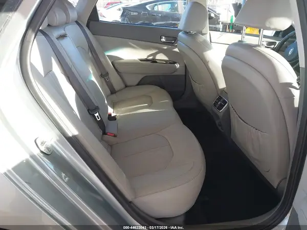 KNAGV4LD5H5016924 2017 KIA OPTIMA - Image 8