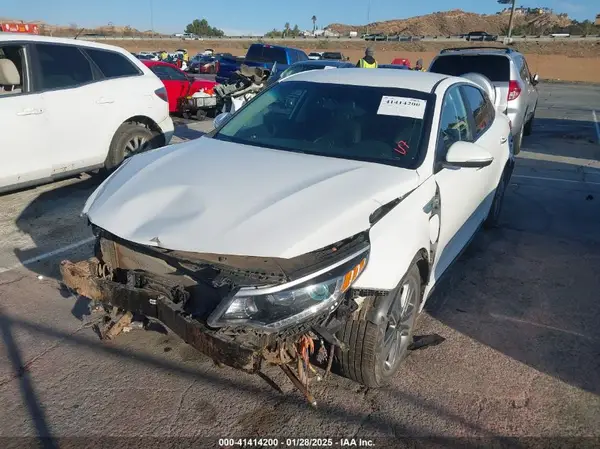 KNAGV4LD5H5017555 2017 KIA OPTIMA - Image 2