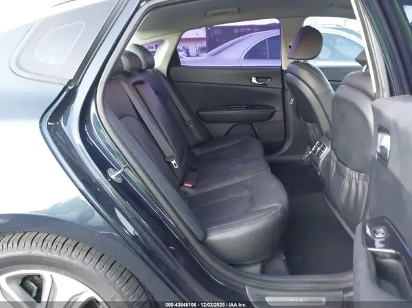 KNAGV4LD5J5022650 2018 KIA OPTIMA - Image 8