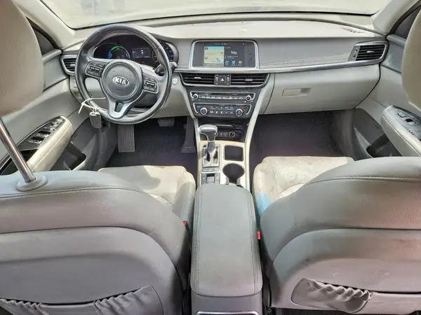 KNAGV4LD6H5014678 2017 KIA OPTIMA - Image 8