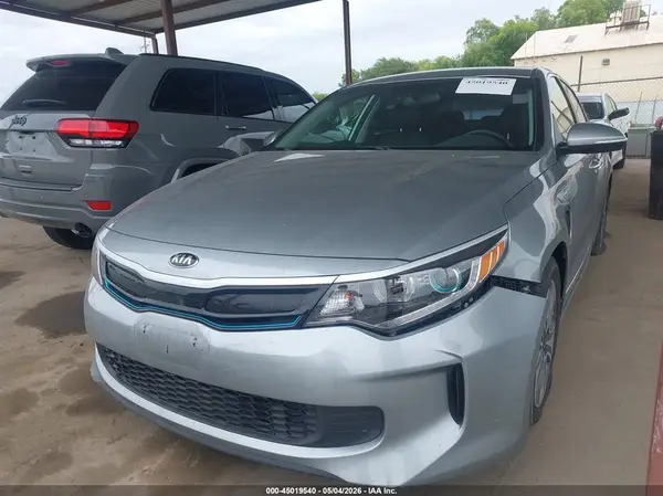 KNAGV4LD6J5025783 2018 KIA OPTIMA - Image 2