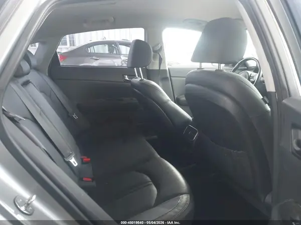 KNAGV4LD6J5025783 2018 KIA OPTIMA - Image 8
