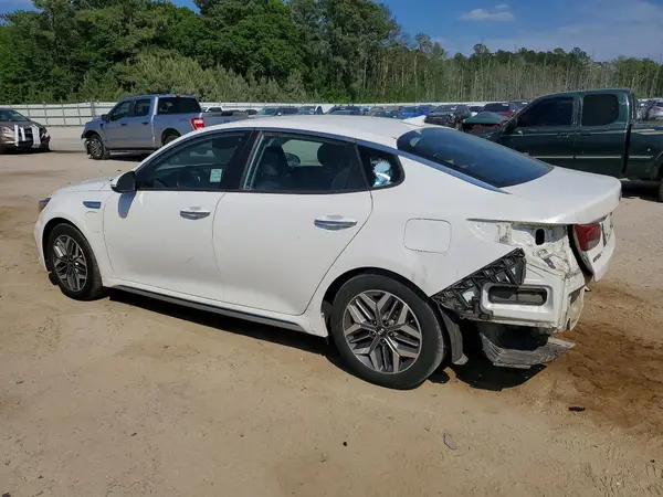 KNAGV4LD6L5036625 2020 KIA OPTIMA - Image 2