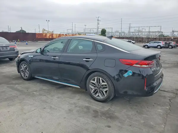 KNAGV4LD6L5037015 2020 KIA OPTIMA - Image 2