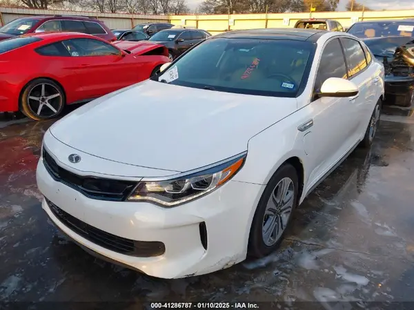 KNAGV4LD7H5017444 2017 KIA OPTIMA - Image 2