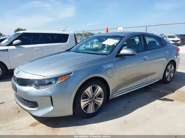 KNAGV4LD8H5016934 2017 KIA OPTIMA - Image 2