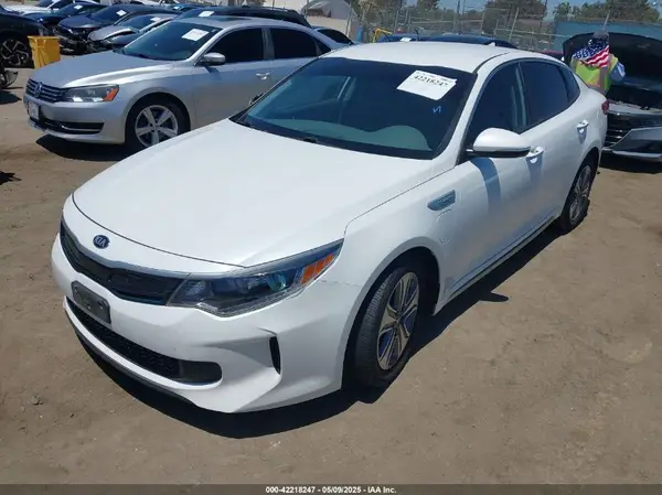 KNAGV4LD9H5013282 2017 KIA OPTIMA - Image 2