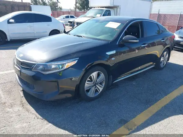 KNAGV4LD9J5023610 2018 KIA OPTIMA - Image 2