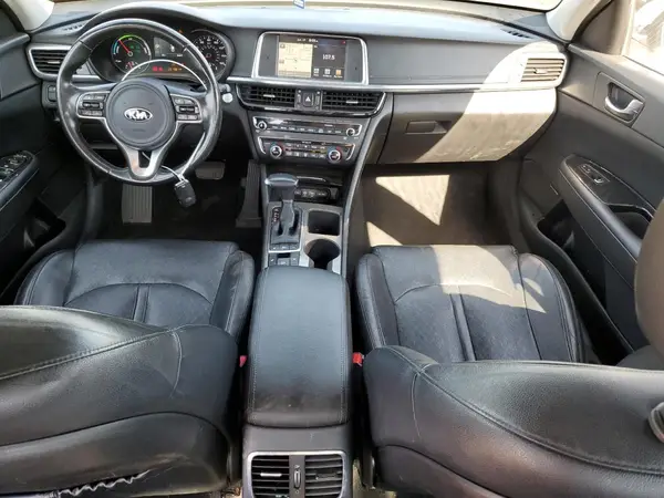KNAGV4LDXH5007538 2017 KIA OPTIMA - Image 8