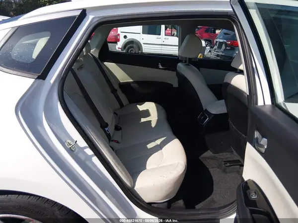KNAGV4LDXL5037048 2020 KIA OPTIMA - Image 8