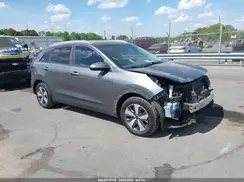KNDCB3LC0H5039894 2017 KIA NIRO