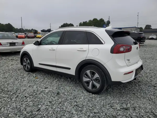 KNDCB3LC0H5048434 2017 KIA NIRO - Image 2