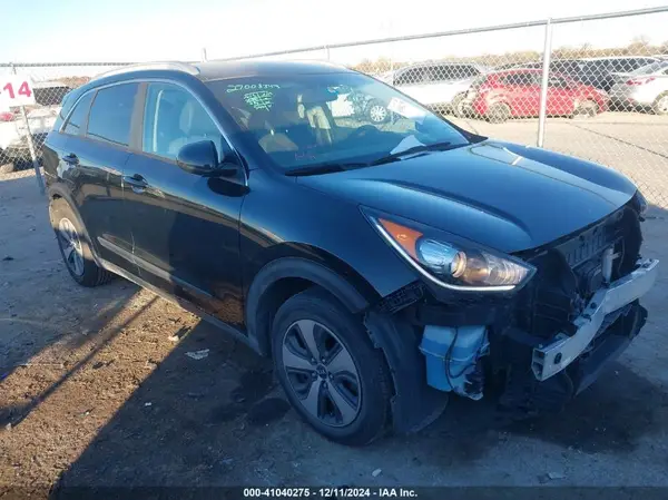 KNDCB3LC0H5076105 2017 KIA NIRO - Image 1