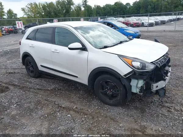 KNDCB3LC0H5081238 2017 KIA NIRO - Image 1