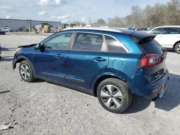 KNDCB3LC0H5081675 2017 KIA NIRO - Image 2