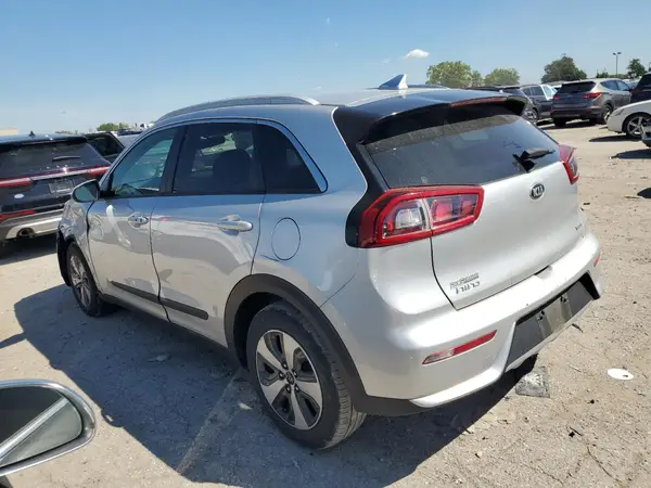 KNDCB3LC0H5084561 2017 KIA NIRO - Image 2