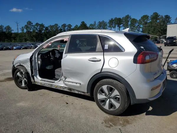 KNDCB3LC0H5084849 2017 KIA NIRO - Image 2