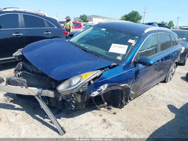 KNDCB3LC0H5093440 2017 KIA NIRO - Image 2