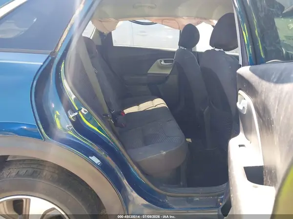 KNDCB3LC0H5093440 2017 KIA NIRO - Image 8