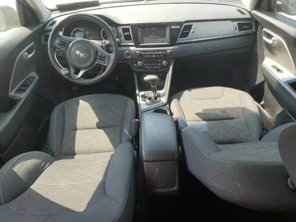 KNDCB3LC0J5109075 2018 KIA NIRO - Image 8