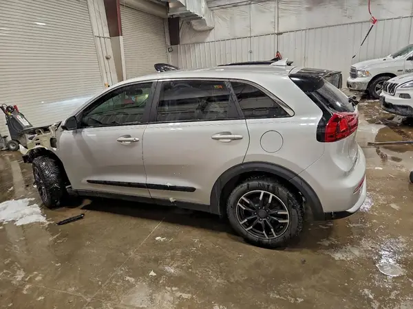 KNDCB3LC0J5123512 2018 KIA NIRO - Image 2