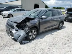 KNDCB3LC0J5124126 2018 KIA NIRO