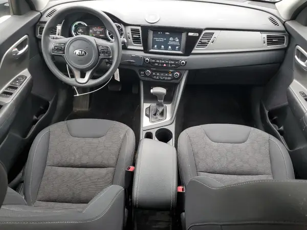 KNDCB3LC0J5127415 2018 KIA NIRO - Image 8