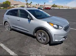 KNDCB3LC0J5132839 2018 KIA NIRO