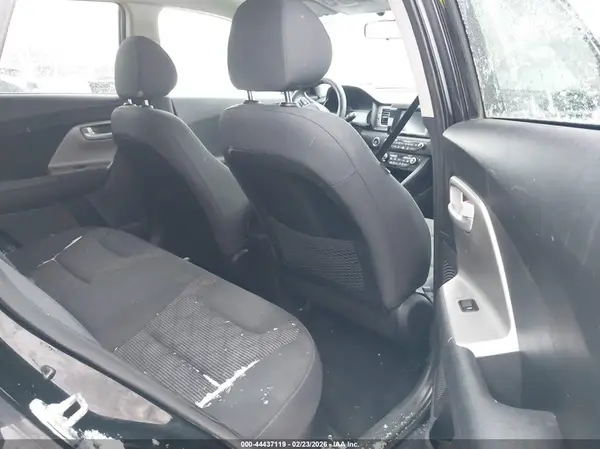 KNDCB3LC0J5139757 2018 KIA NIRO - Image 8