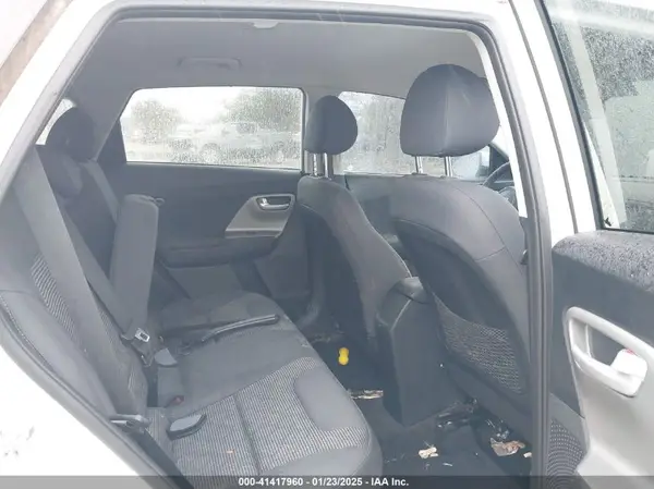 KNDCB3LC0J5141427 2018 KIA NIRO - Image 8