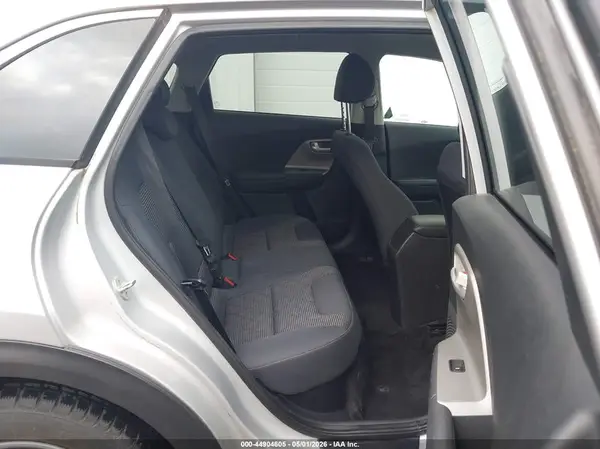 KNDCB3LC0J5142948 2018 KIA NIRO - Image 8