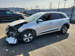 KNDCB3LC0J5155828 2018 KIA NIRO