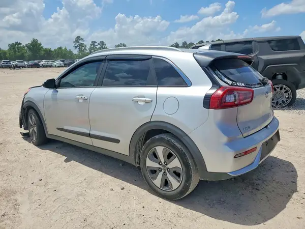KNDCB3LC0J5156333 2018 KIA NIRO - Image 2
