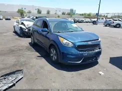 KNDCB3LC0J5157577 2018 KIA NIRO